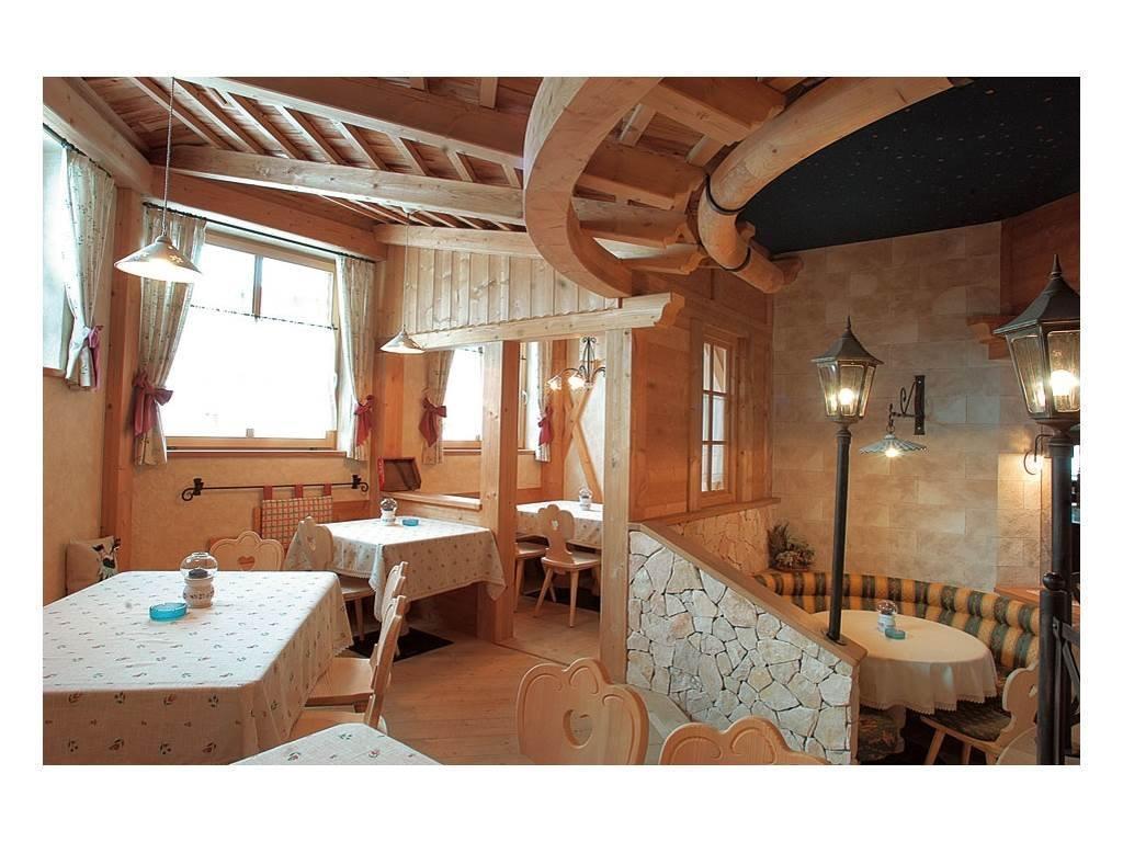 Hotel Pordoi - Fam Furgler Arabba Exterior photo