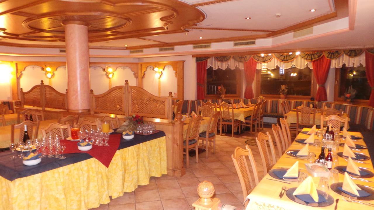Hotel Pordoi - Fam Furgler Arabba Exterior photo
